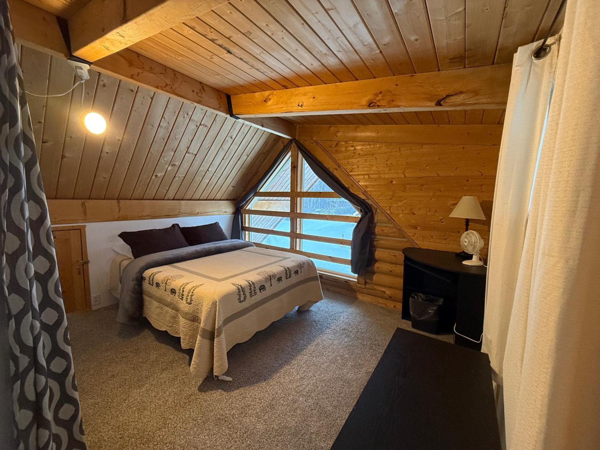 Talkeetna Log Cabin With Hot Tub Unit 1 Kültér fotó